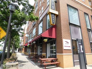 Main picture of Condominiums