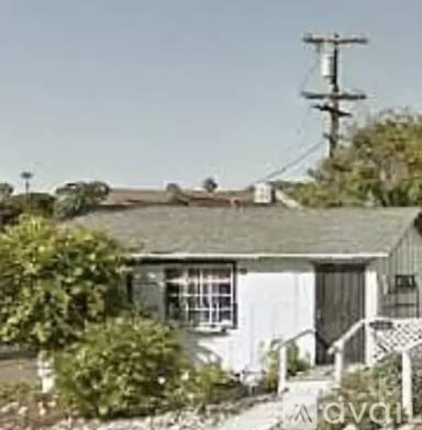 Main picture of 612 Civic Center Dr
