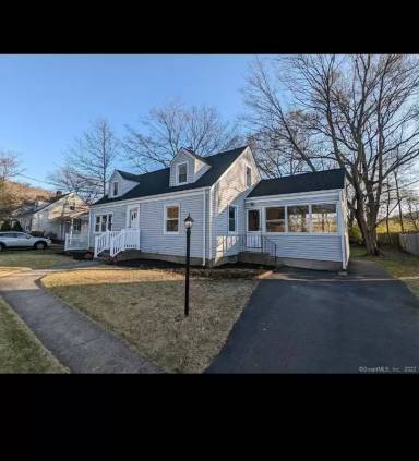 Main picture of 27 David Dr