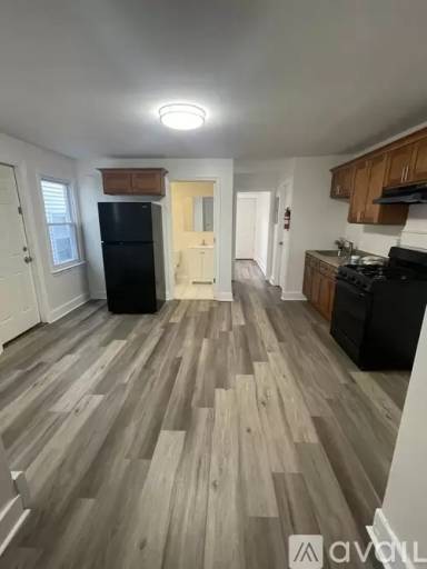 Main picture of 118 Maple Ave