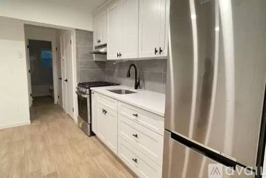 Main picture of 75 Ludlow St