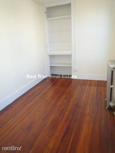 Main picture of 70 Joy St