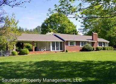 Main picture of 4011 Rolling Hill Dr