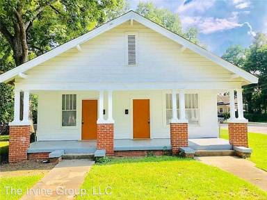 Main picture of 2300 Plum St