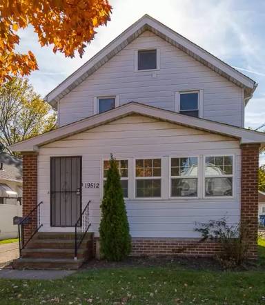 Main picture of 19512 Mohawk Ave