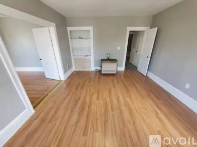 Main picture of 285 Lake Ave