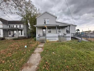 Main picture of 117-117 1/2 W 30th St Duplex