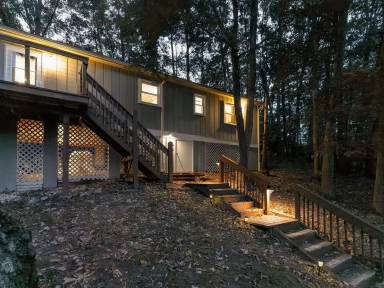 Main picture of 147 Cub Ln