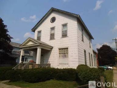 Main picture of 223 S Madison Ave