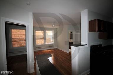 Main picture of 511 W Melrose St