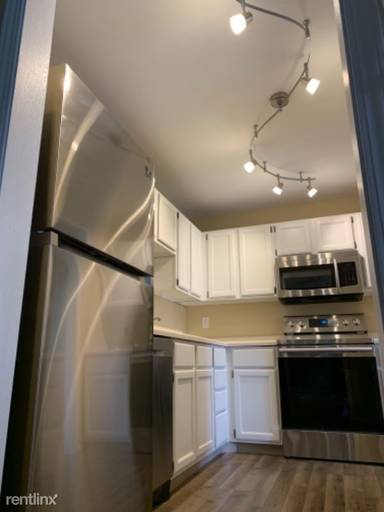 Main picture of 6540 Mariner Dr