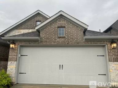 Main picture of 2024 Bally Oak Ln