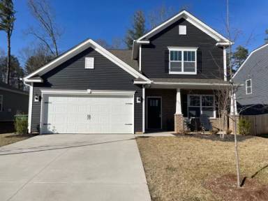 Main picture of 135 Ashelyn Park Dr