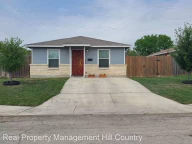 Main picture of 215 Carranza St