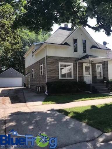 Main picture of 1714 1/2 N Appleton St