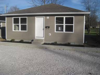 Main picture of 881 W Clinton St