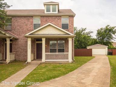 Main picture of 2600 Ezekial Way