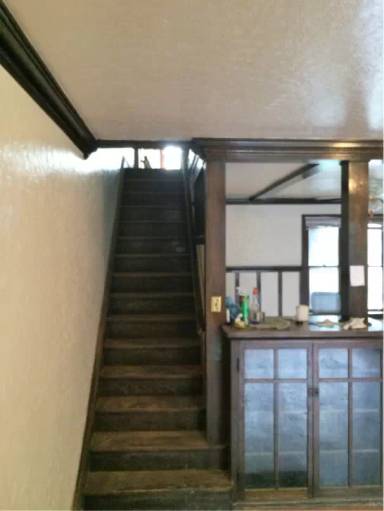 Main picture of 830 Ramsey St