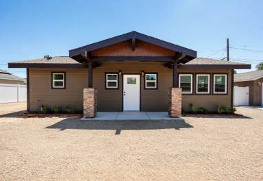 Main picture of 4805 Charlotte Way