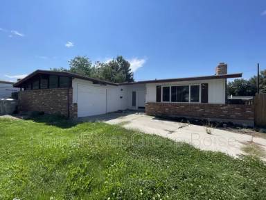 Main picture of 2137 N Regal Dr