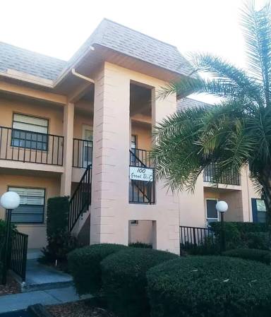 Main picture of 100 Grand Blvd