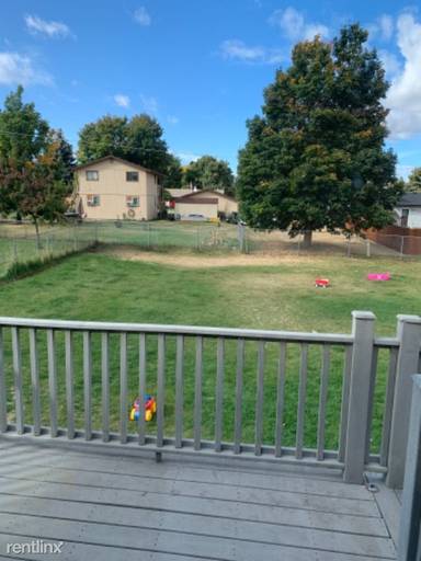 Main picture of 1219 N Marcus Rd