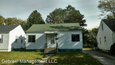 Main picture of 713 Mann Ave