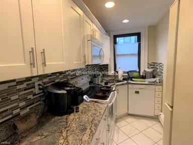Main picture of 451 Park Dr Apartments