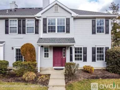 Main picture of 655 Windflower Ct