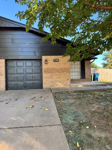 Main picture of 530 Wild Wind Rd