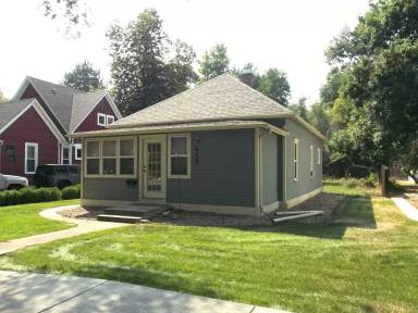 Main picture of 409 Whedbee St