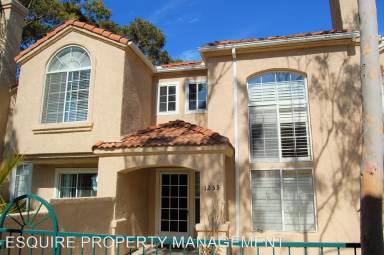 Main picture of 1255 Jamaica Ln