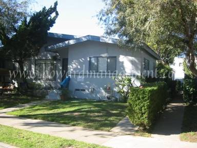 Main picture of 821 Pacific St