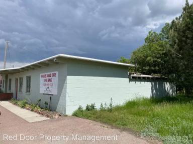 Main picture of 803 3rd St NW