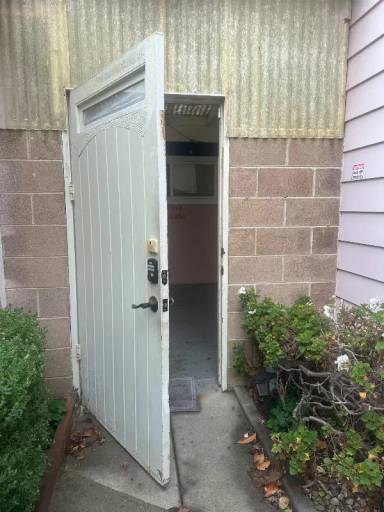 Main picture of 303 E Park Ave