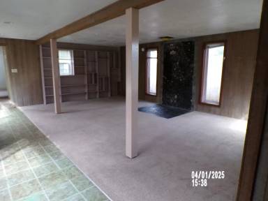 Main picture of 2951 NW Hayes Ave