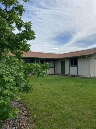 Main picture of 693 Brookridge Dr
