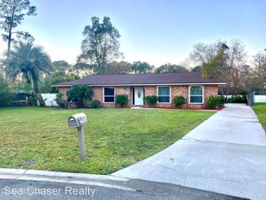 Main picture of 2156 Chablis Ct W