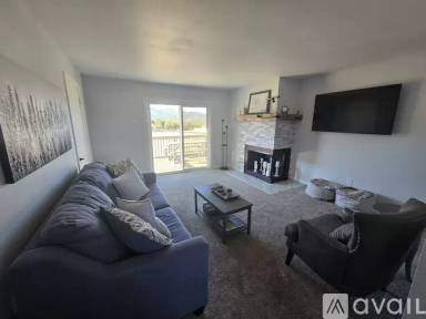 Main picture of 400 Mountain View Pl