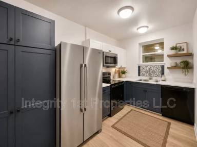 Main picture of 740 Washington Blvd