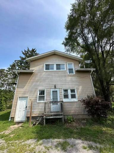 Main picture of 1322 N Huron River Dr