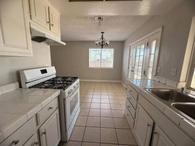 Main picture of 14243 Perham Ct