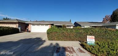 Main picture of 7312 Phinney Way