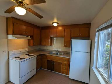 Main picture of 550 Troy Dr