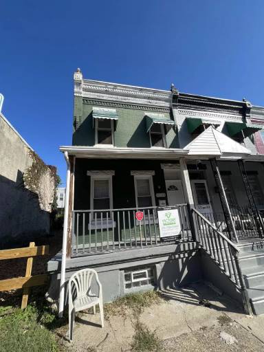 Main picture of 5735 Commerce St