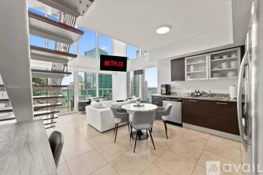 Main picture of Brickell on the River North
