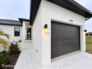 Main picture of 3824 Albacete Cir