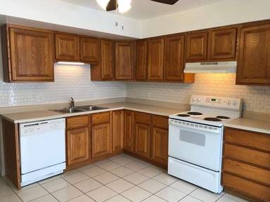 Main picture of 1676 Shamrock Ct