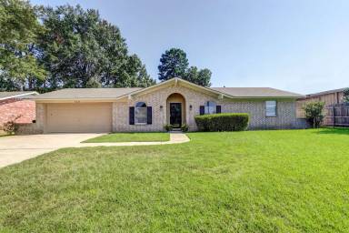 Main picture of 4225 Lotus St