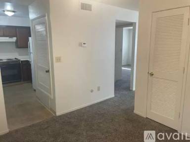 Main picture of 3445 Colonial Dr